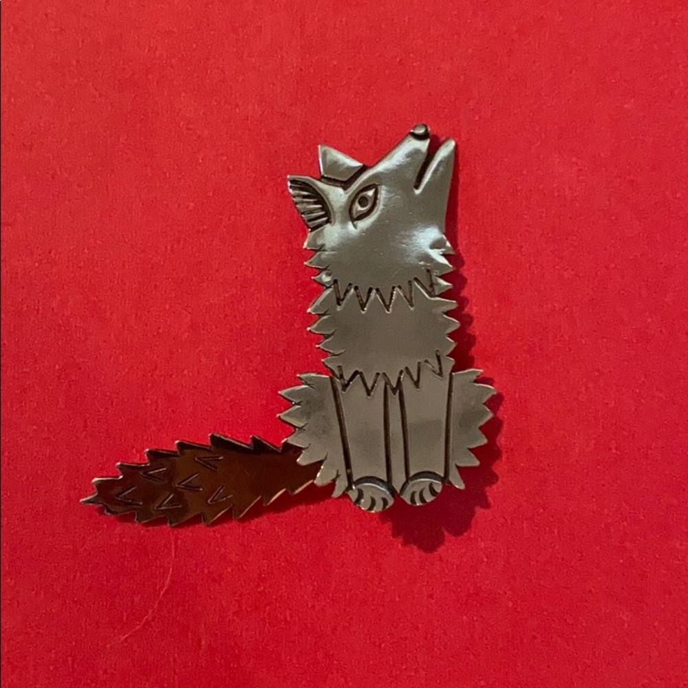 Sterling silver coyote pin